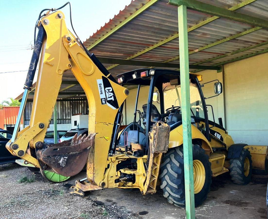 Retro Escavadeira Caterpillar E E Tratorex Tratores