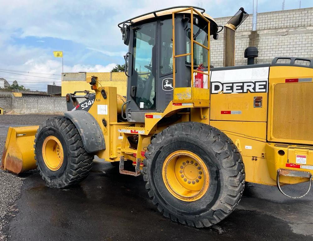 Carregadeira Pneu JOHN DEERE 524K - 24F207