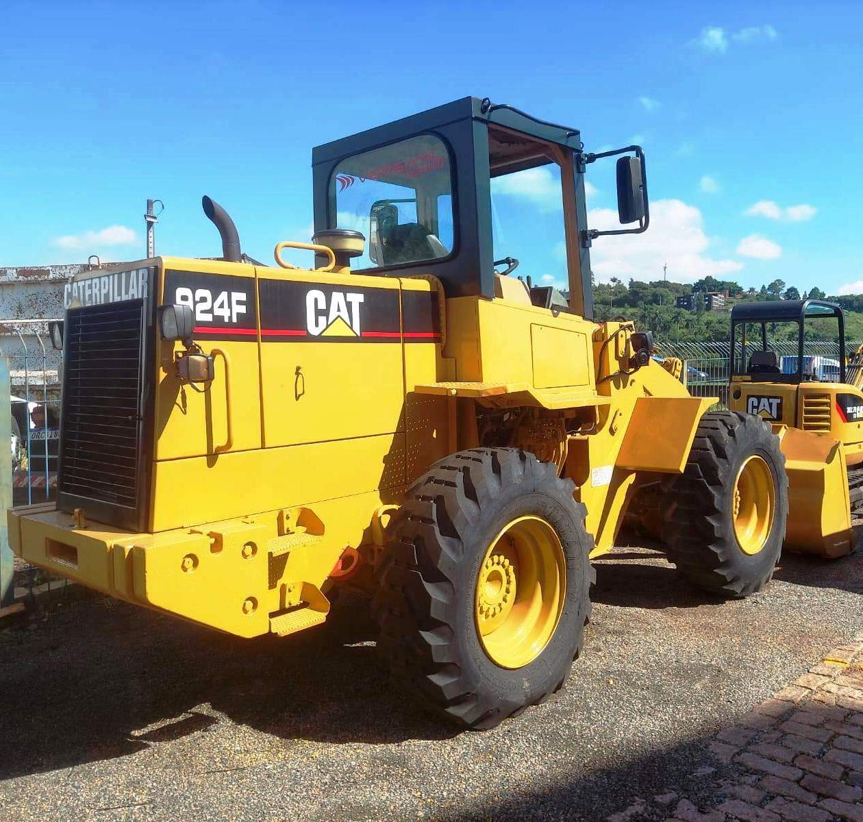 Carregadeira Pneu CATERPILLAR 924F - 24F314