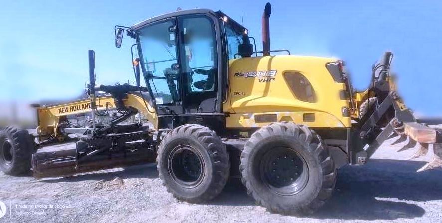 Motoniveladora NEW HOLLAND RG140 - 24J117