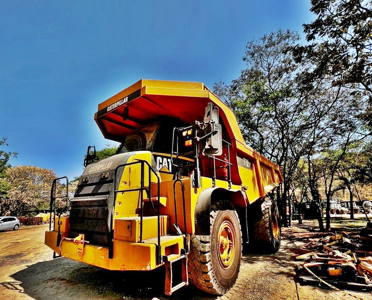 Fora de Estrada CATERPILLAR 772 - 24J410