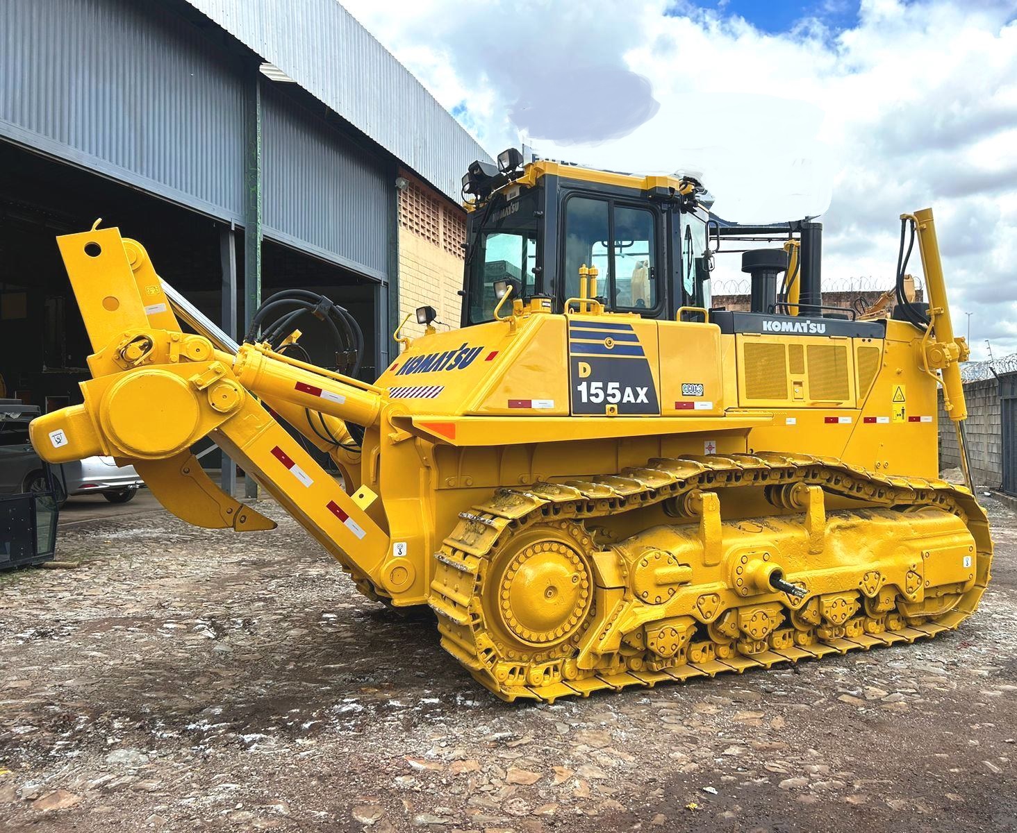 Trator Esteira KOMATSU D155 - 24K119