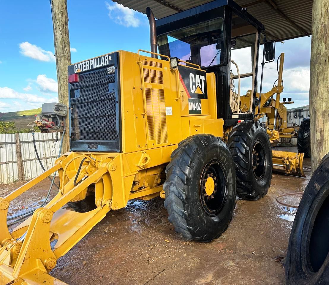 Motoniveladora CATERPILLAR 120H - 24K210