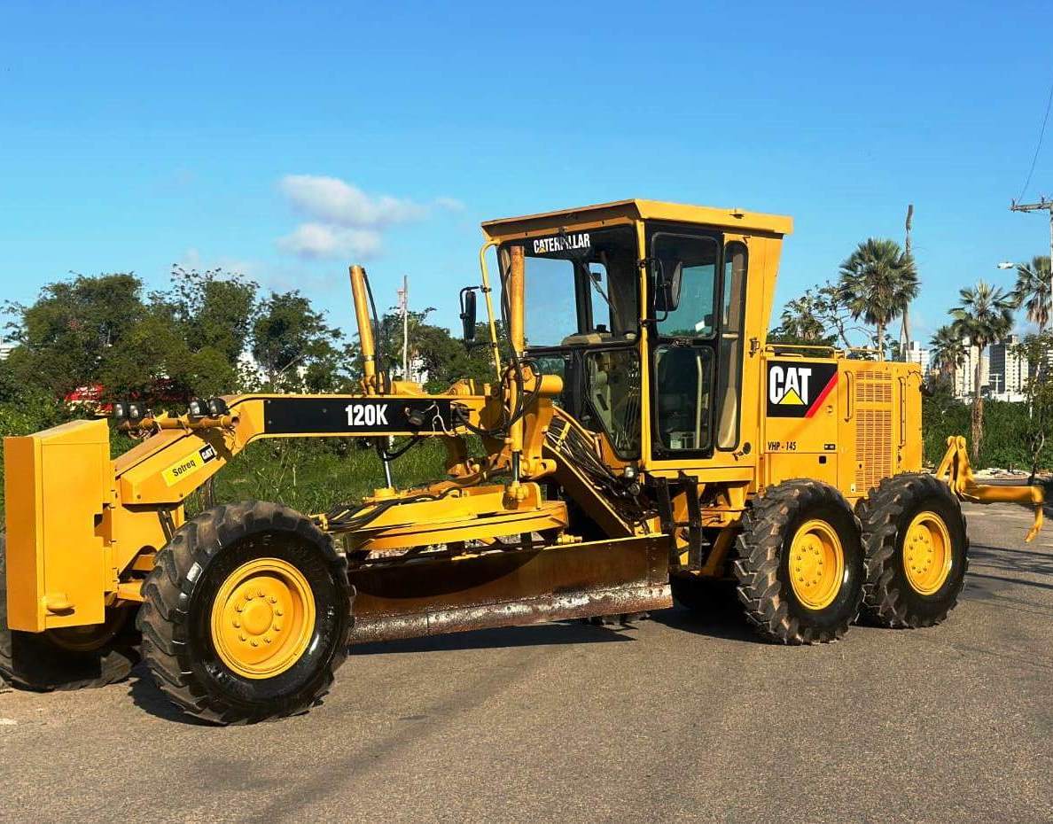 Motoniveladora CATERPILLAR 120K - 24K405