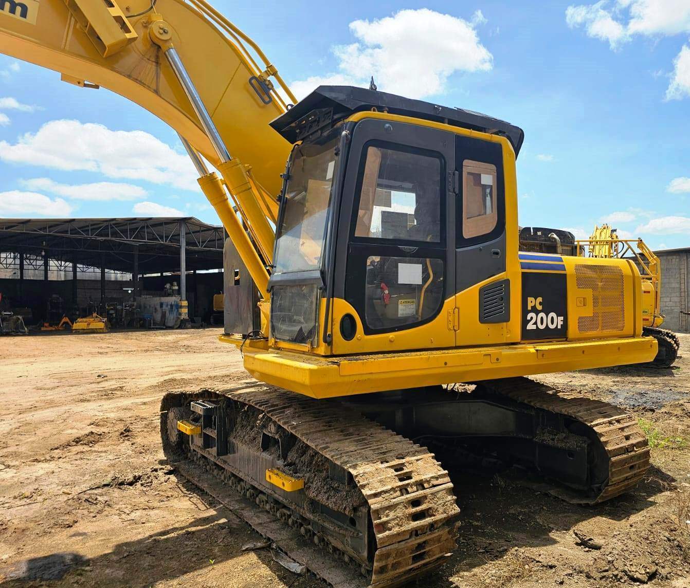 Escavadeira KOMATSU PC200 - 24K503