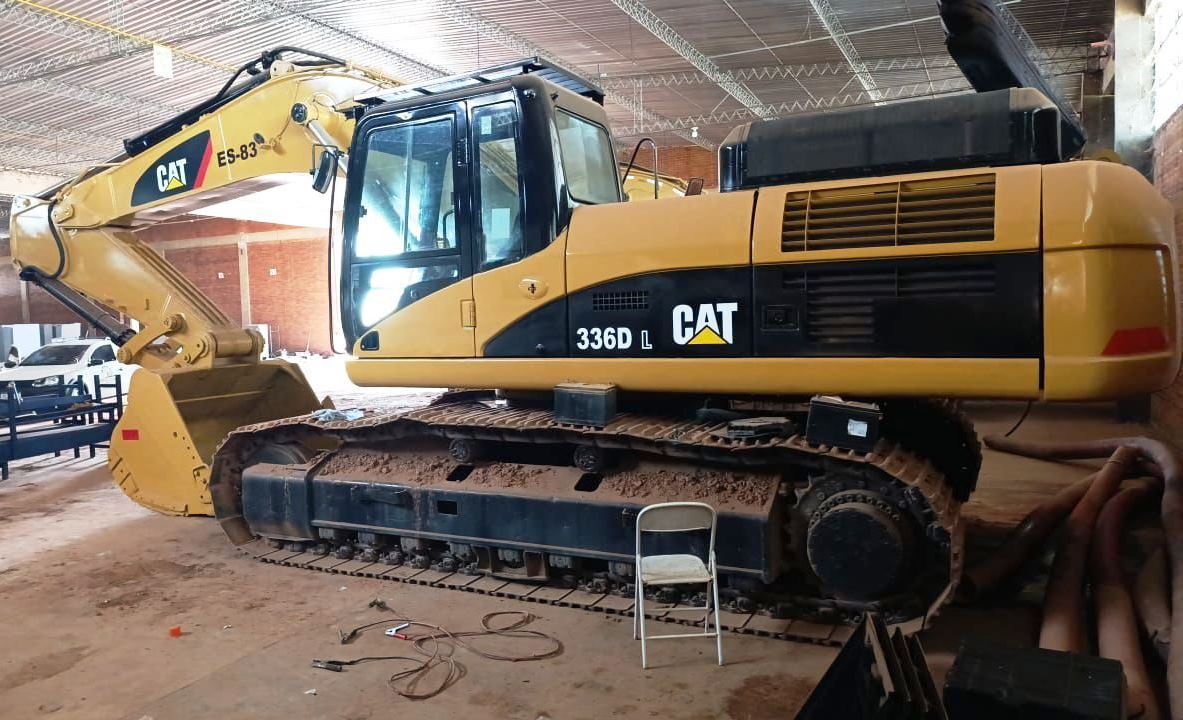 Escavadeira CATERPILLAR 336D - 24L104