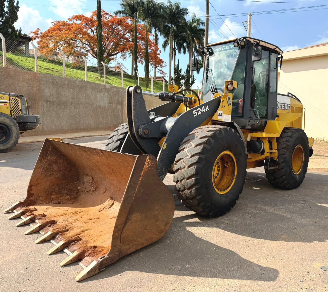 Carregadeira Pneu JOHN DEERE 524K - 24L213