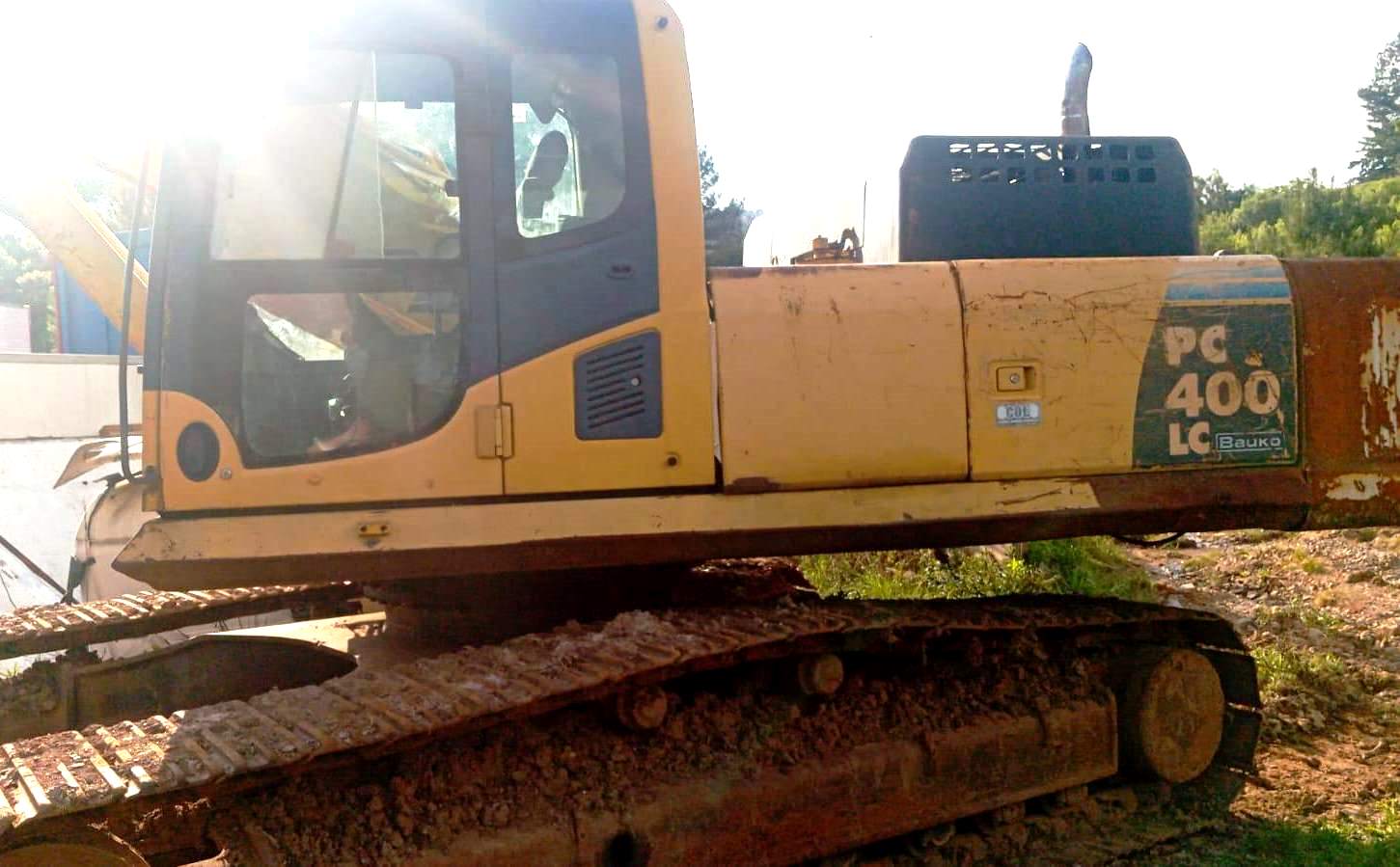 Escavadeira KOMATSU PC400 - 24L214