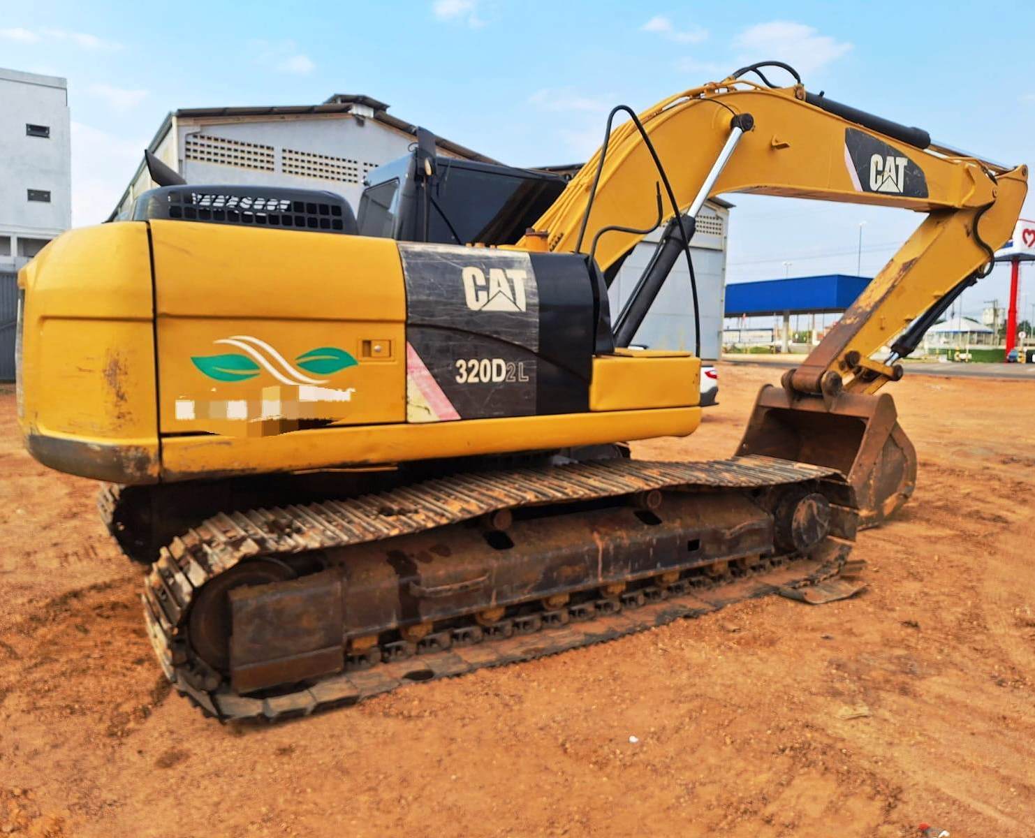 Escavadeira CATERPILLAR 320D - 24M302