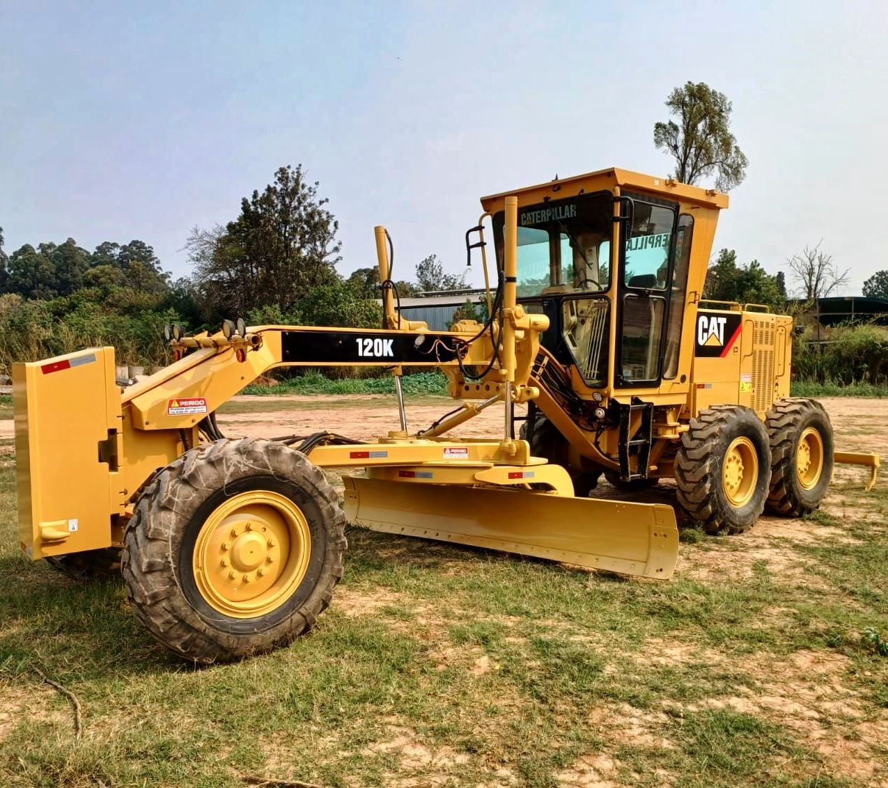 Motoniveladora CATERPILLAR 120K - 25A409