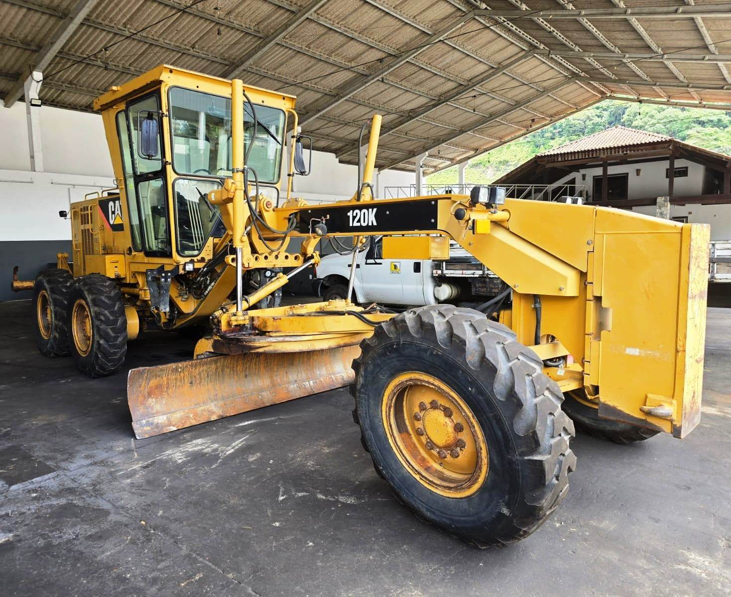 Motoniveladora CATERPILLAR 120K - 25A523