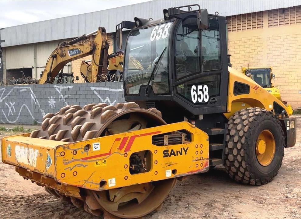 Rolo Compactador SANY SSRD120 - 25D410