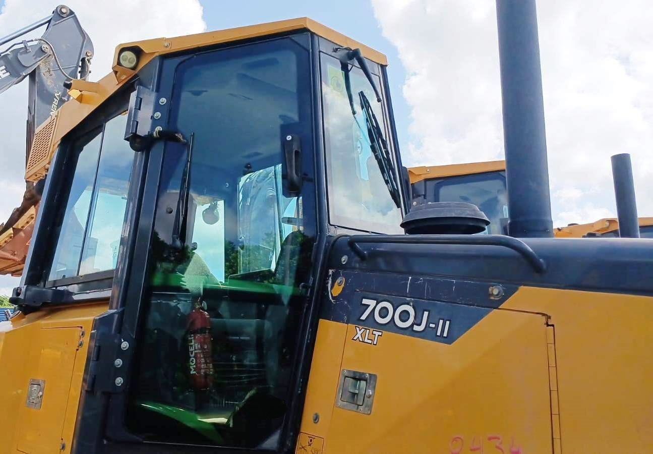 Trator Esteira JOHN DEERE 700J - 25D510