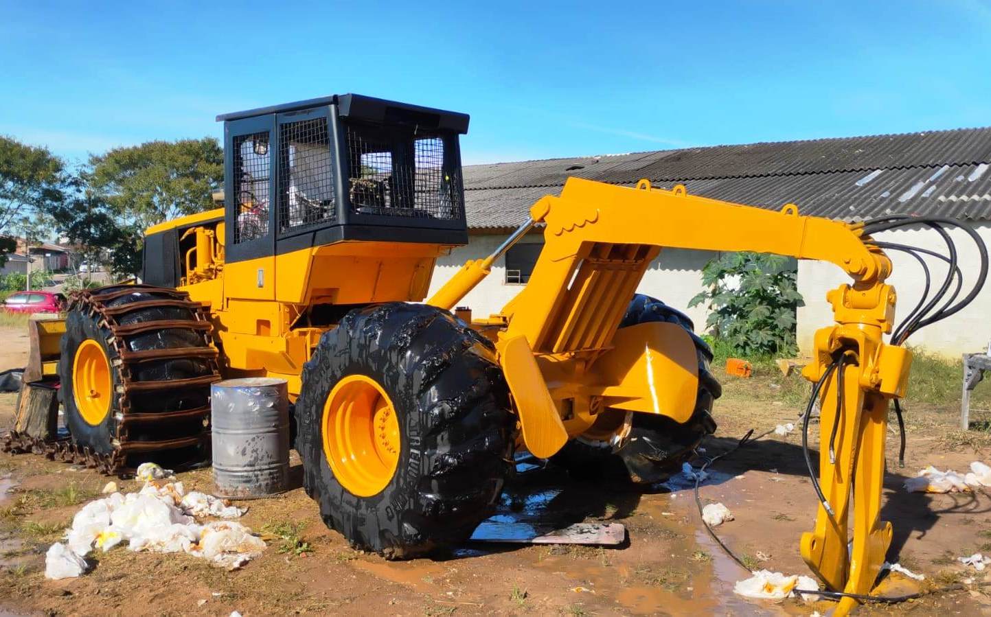 Skidder CATERPILLAR 525 - 25F111