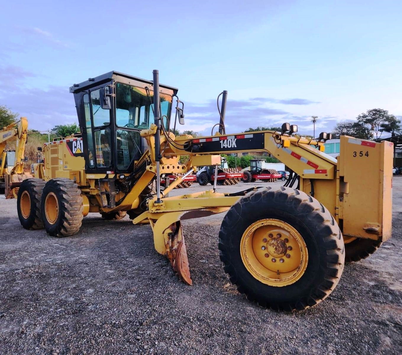 Motoniveladora CATERPILLAR 140K - 25F203