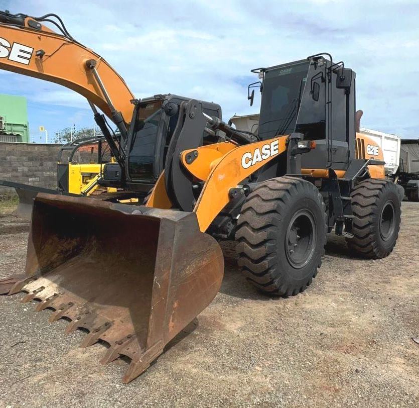 Carregadeira Pneu CASE 621E - 25F401