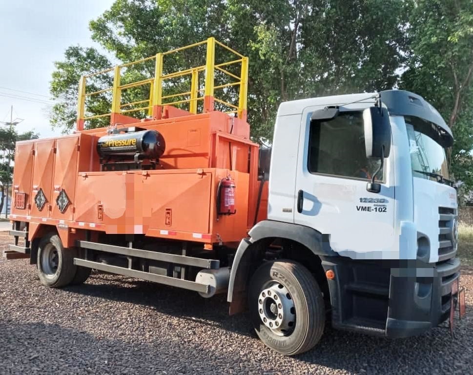 Caminhao VOLKSWAGEN 17-230 - 25F410