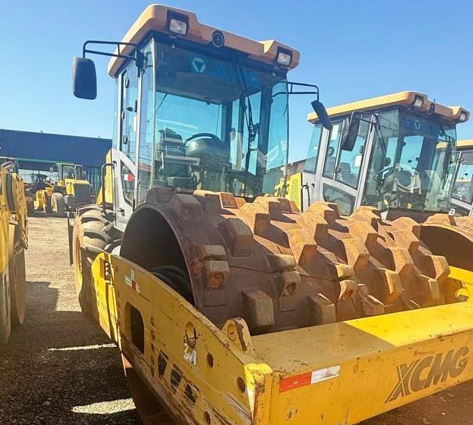 Rolo Compactador XCMG XS123 - 25G117