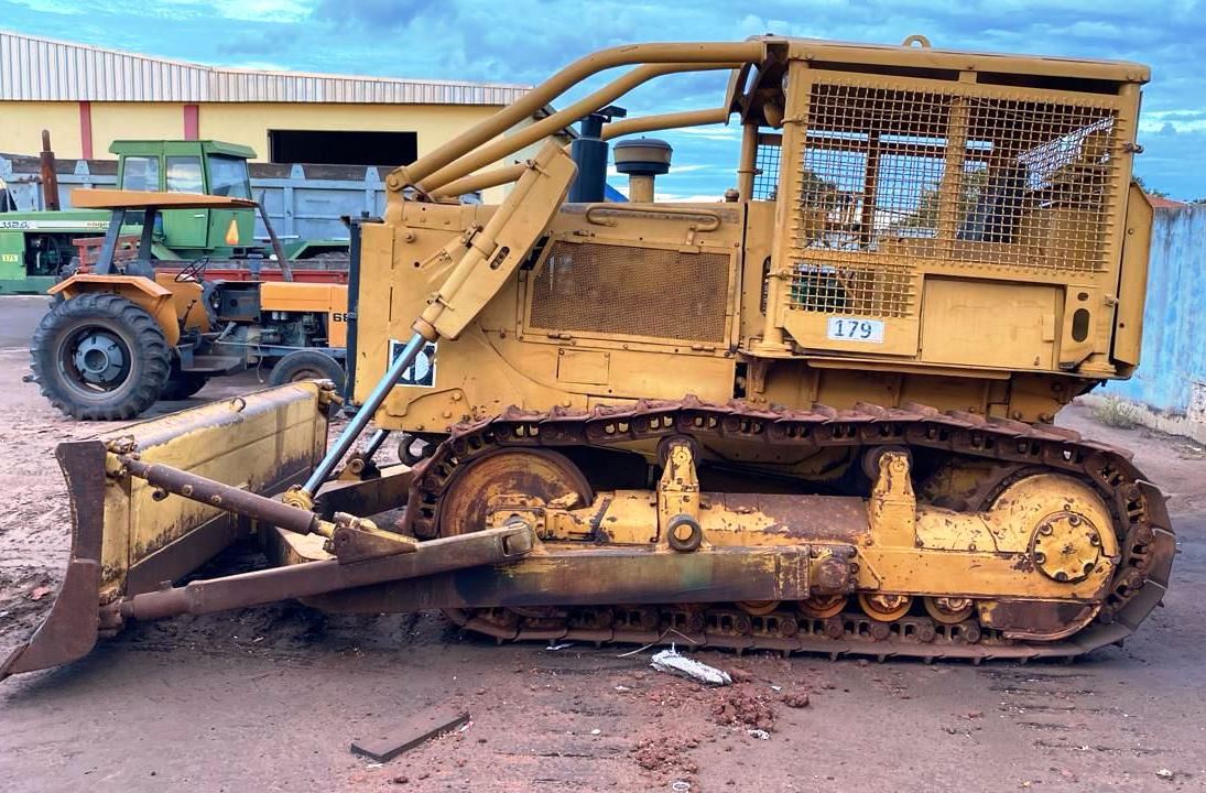 Trator Esteira CATERPILLAR D6DDD - 25G124