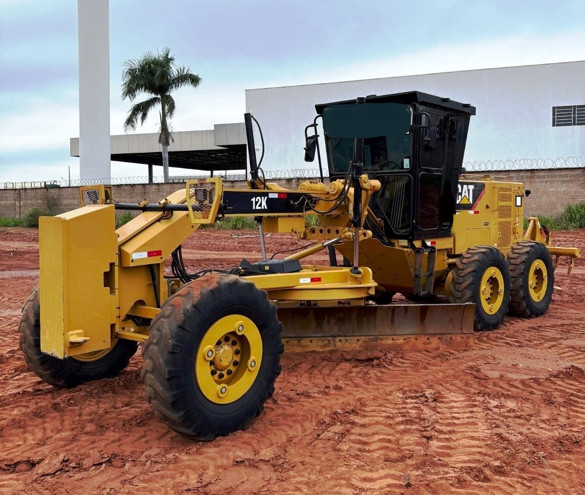 Motoniveladora CATERPILLAR 12K - 25G125