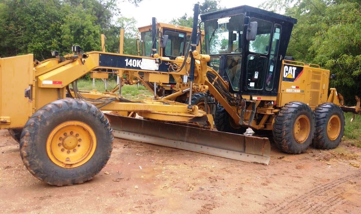 Motoniveladora CATERPILLAR 140K - 25G214