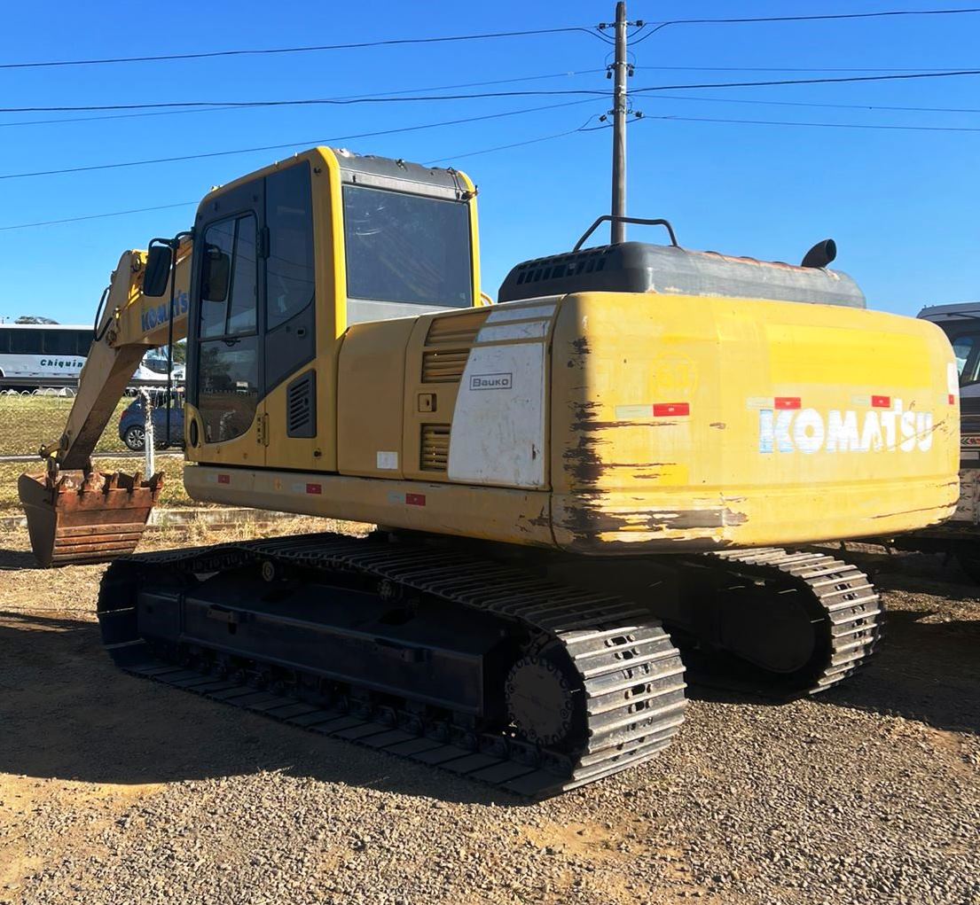 Escavadeira KOMATSU PC200 - 25G222