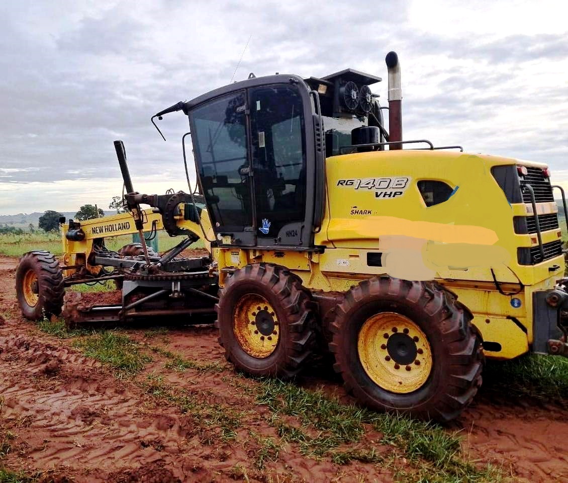 Motoniveladora NEW HOLLAND RG140 - 25G301