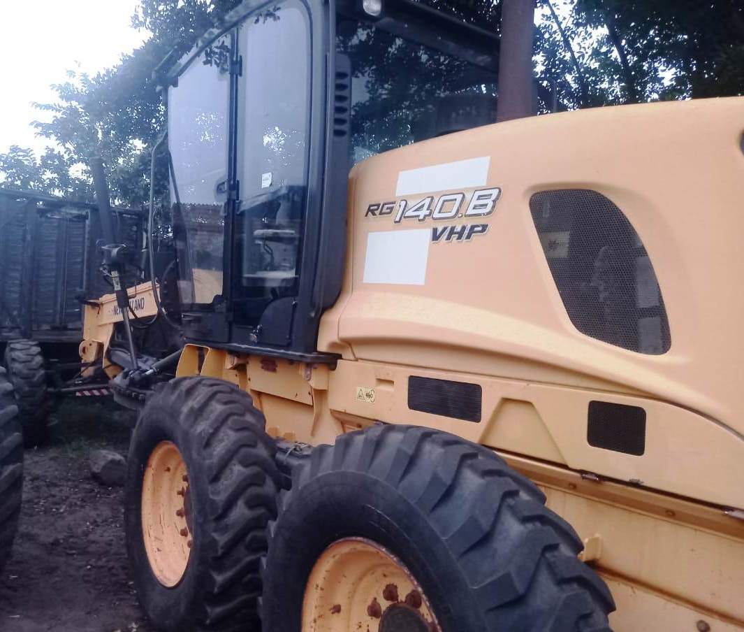 Motoniveladora NEW HOLLAND RG140 - 25G306