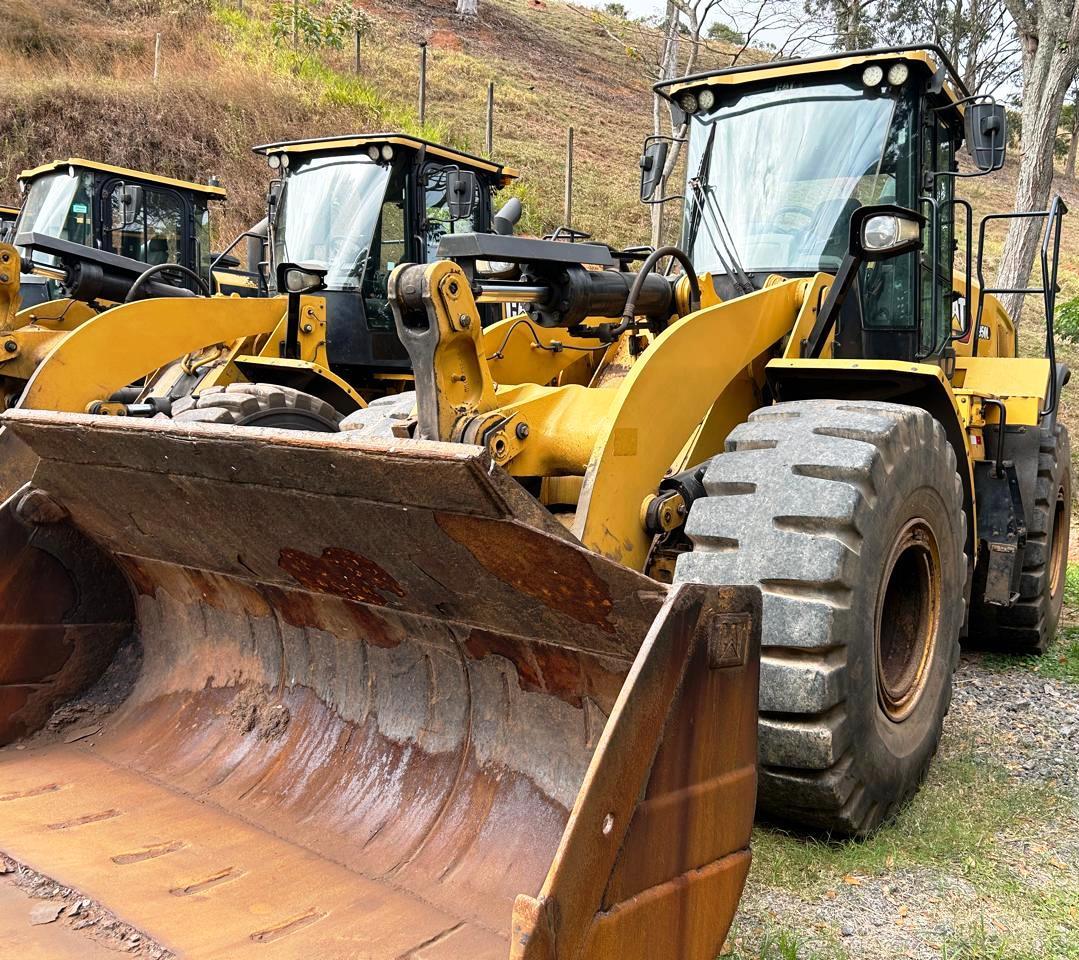 Carregadeira Pneu CATERPILLAR 950L - 25G416
