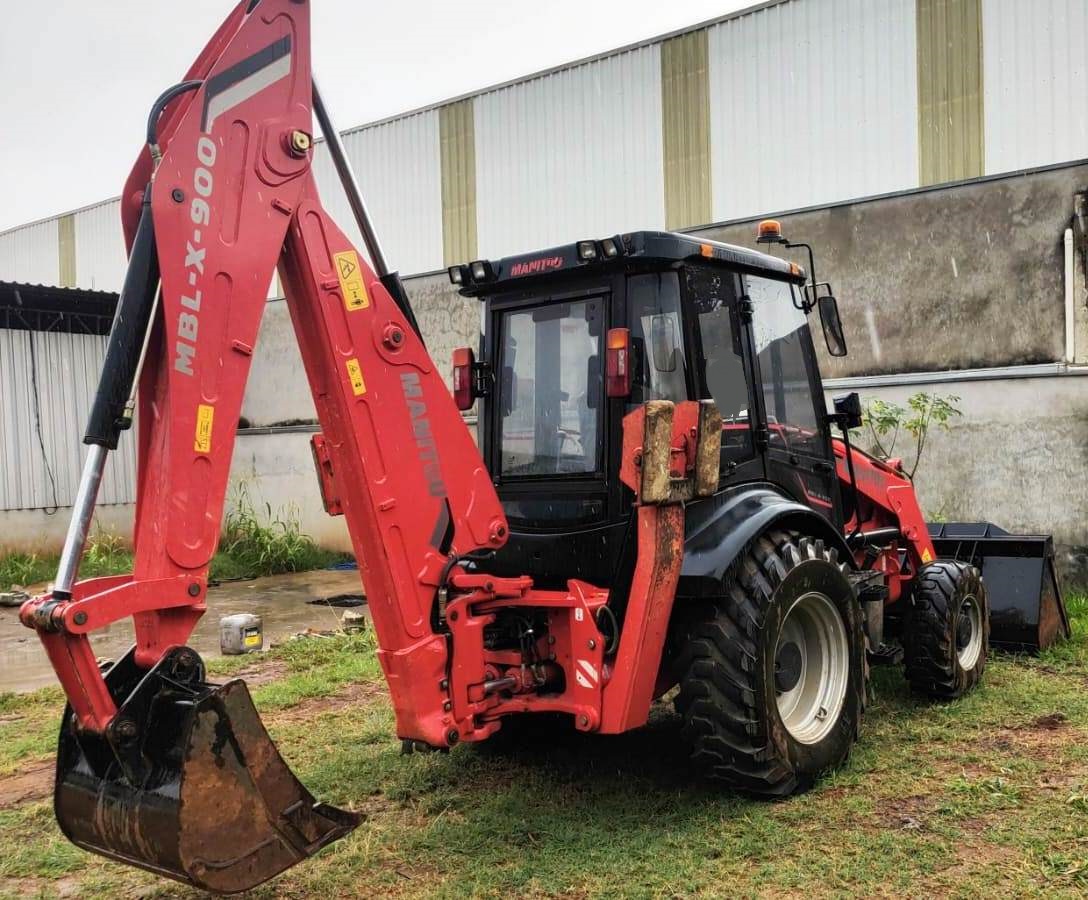 Retro Escavadeira MANITOU MBL-X-900 - 25G501