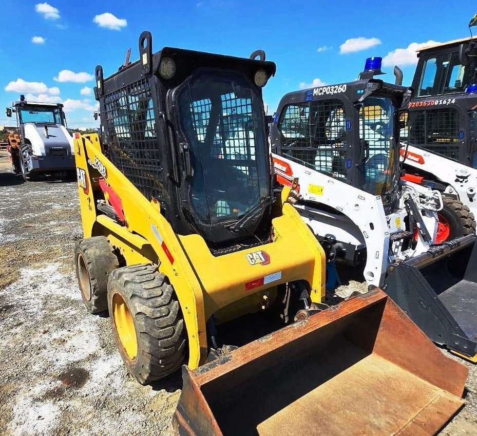 Mini Carregadeira CATERPILLAR 226B - 25H111