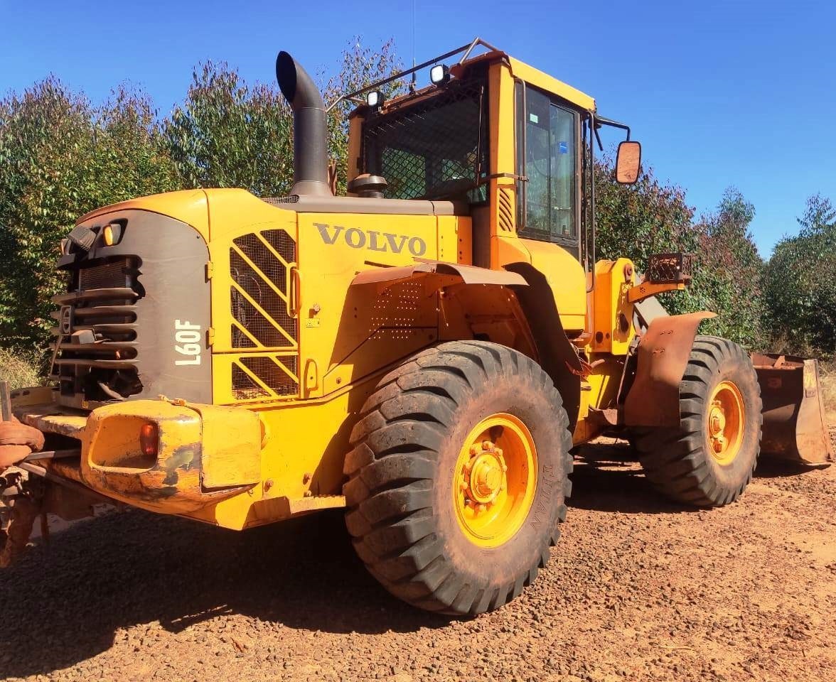 Carregadeira Pneu VOLVO L60 - 25H116