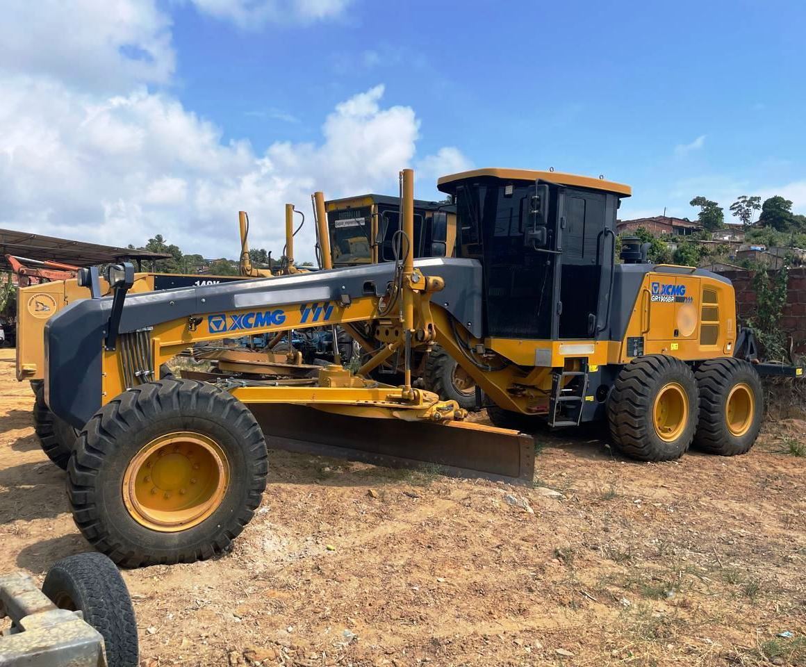 Motoniveladora XCMG GR1905BR - 25H303