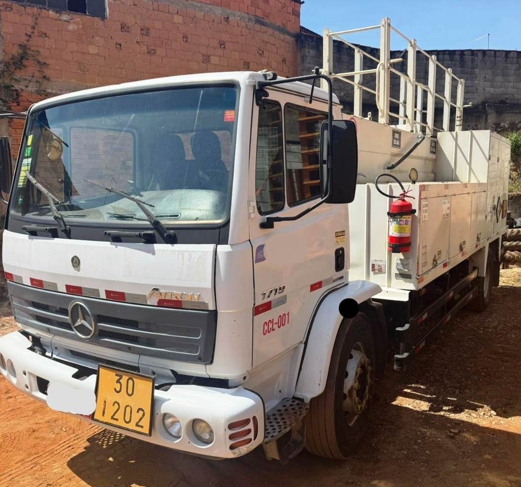 Caminhao MERCEDES BENZ 1719 - 25H408
