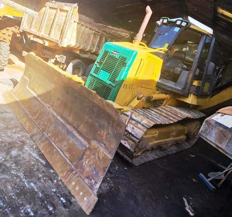 Trator Esteira CATERPILLAR D6K - 25J408