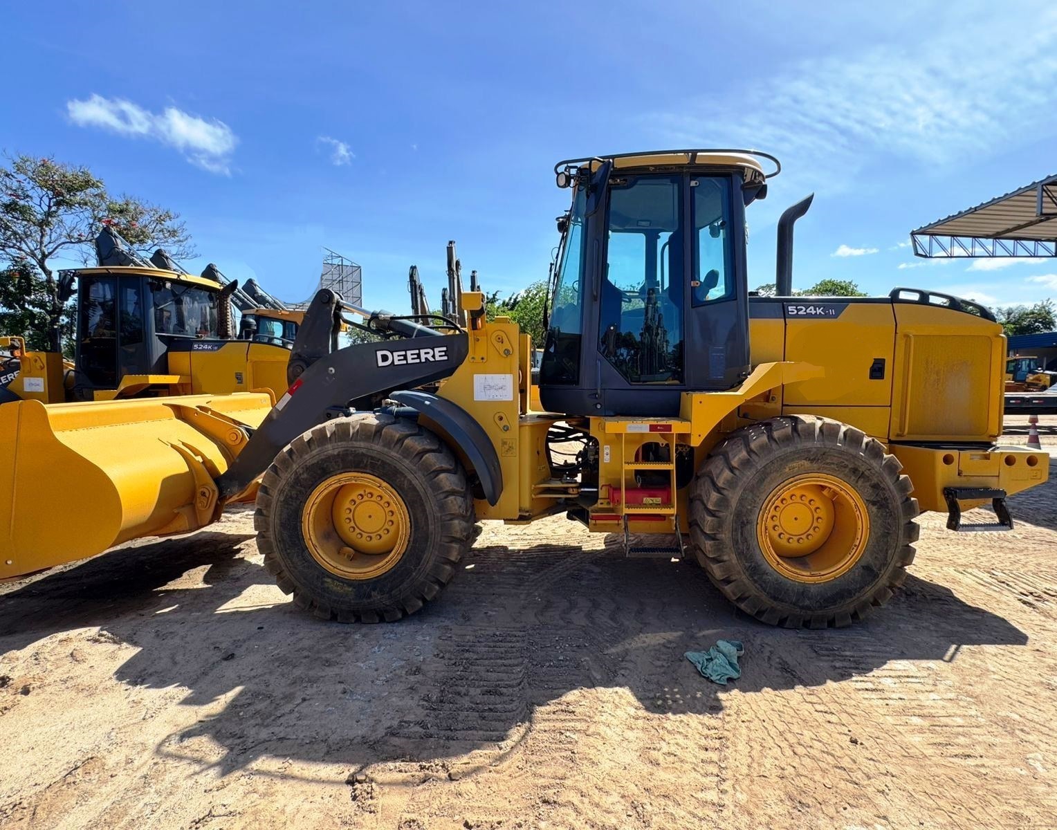 Carregadeira Pneu JOHN DEERE 524K - 25K209