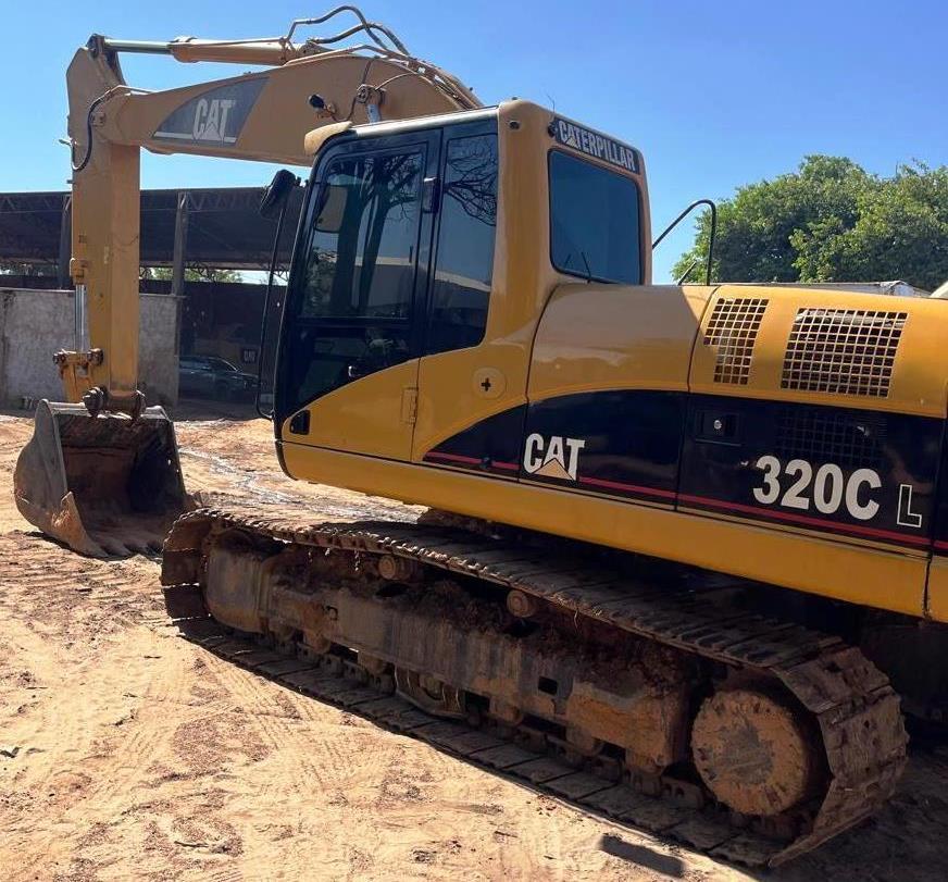 Escavadeira CATERPILLAR 320C - 25K306