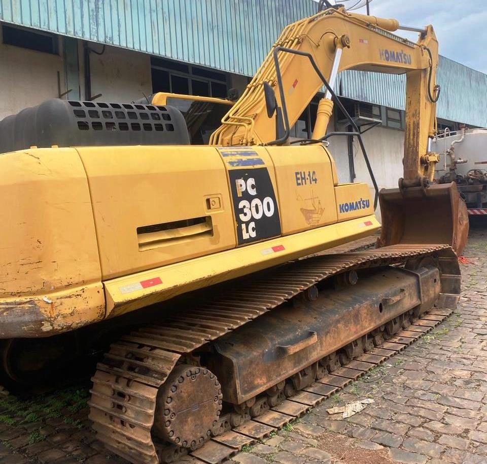 Escavadeira KOMATSU PC300 - 25K505