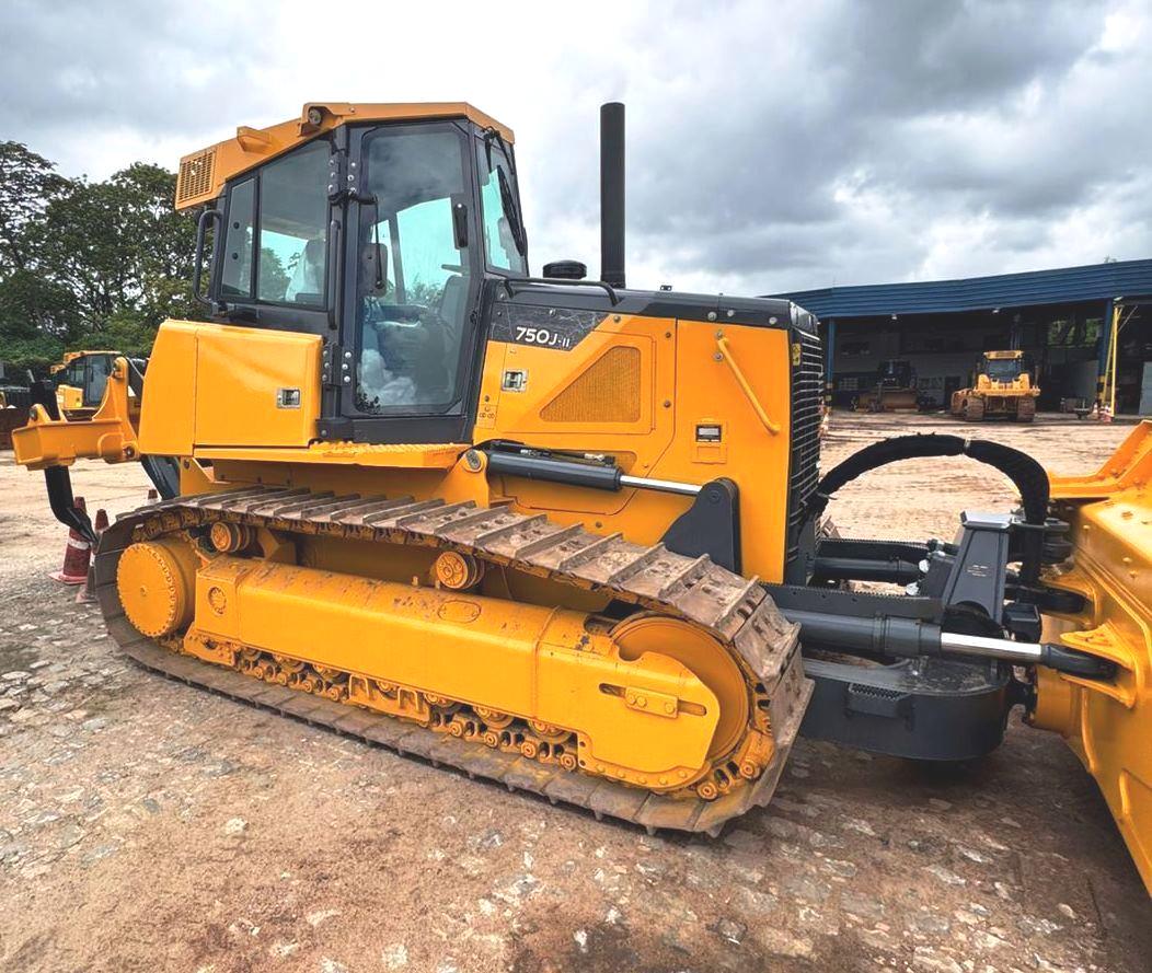 Trator Esteira JOHN DEERE 750J - 25L107