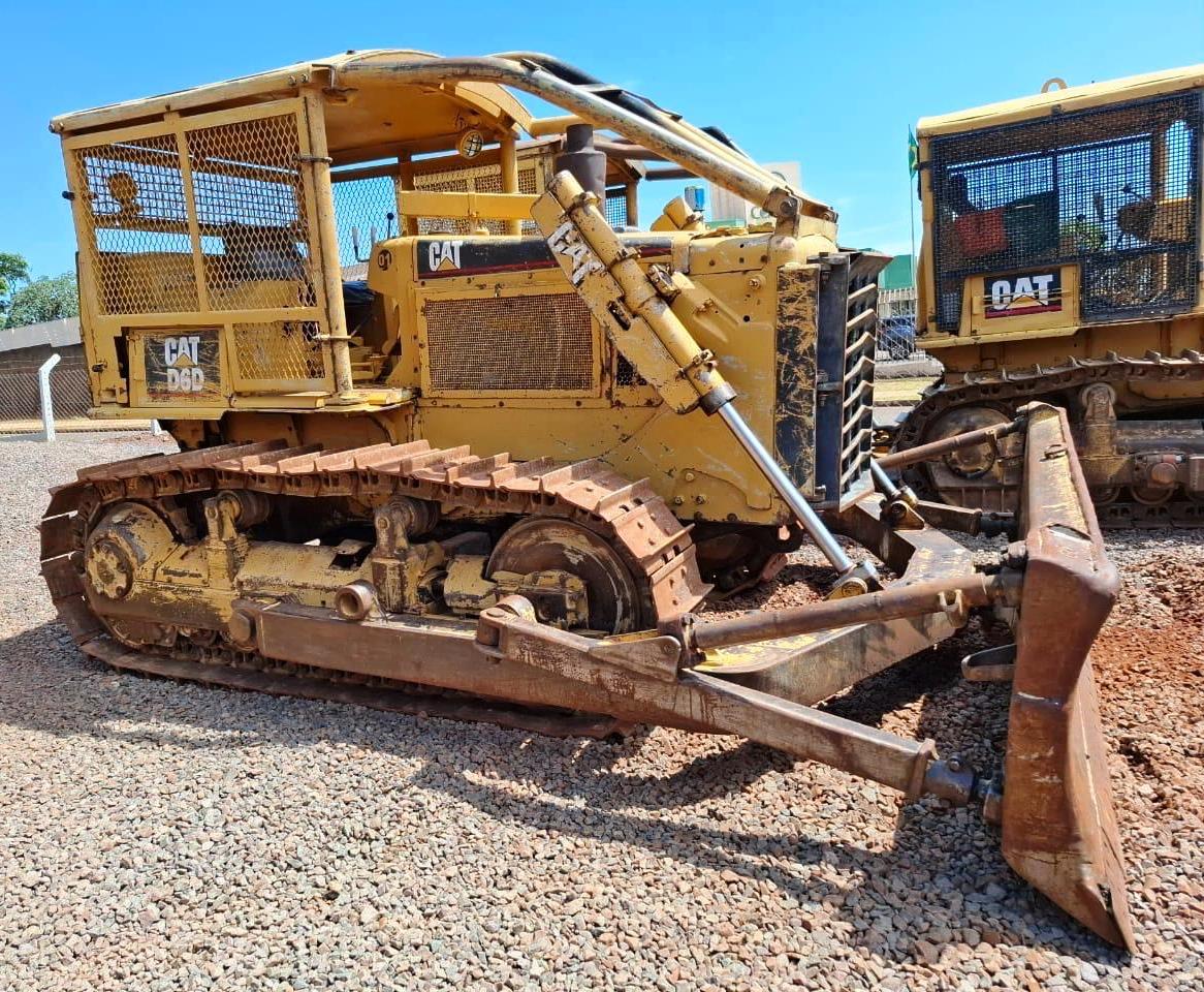 Trator Esteira CATERPILLAR D6DDD - 25L415
