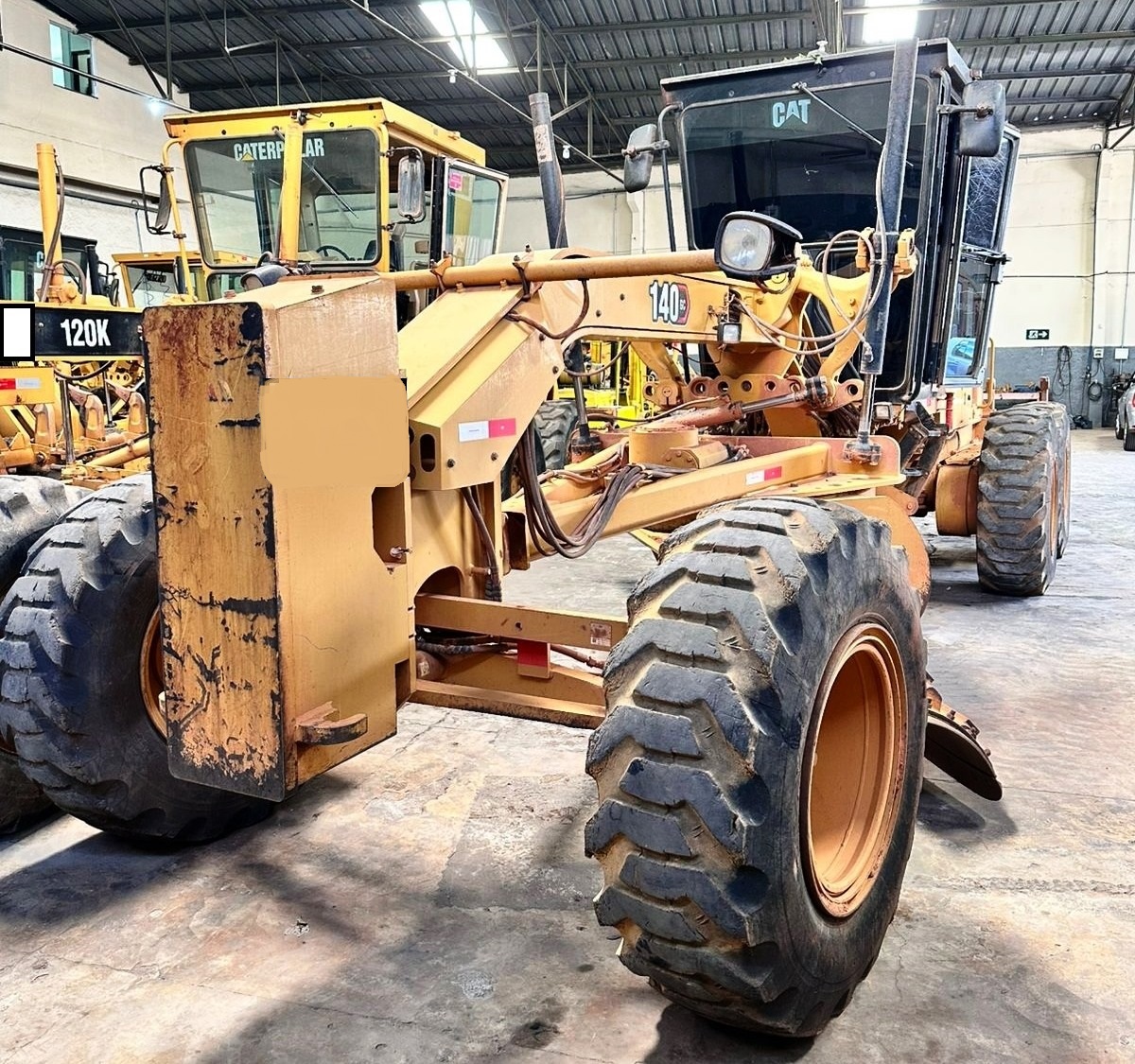 Motoniveladora&nbsp;CATERPILLAR&nbsp;140GC - 25M102