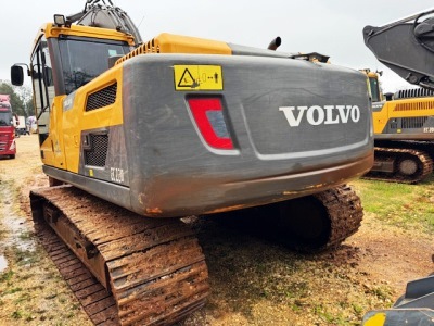 Escavadeira&nbsp;VOLVO&nbsp;EC220 - 25M501