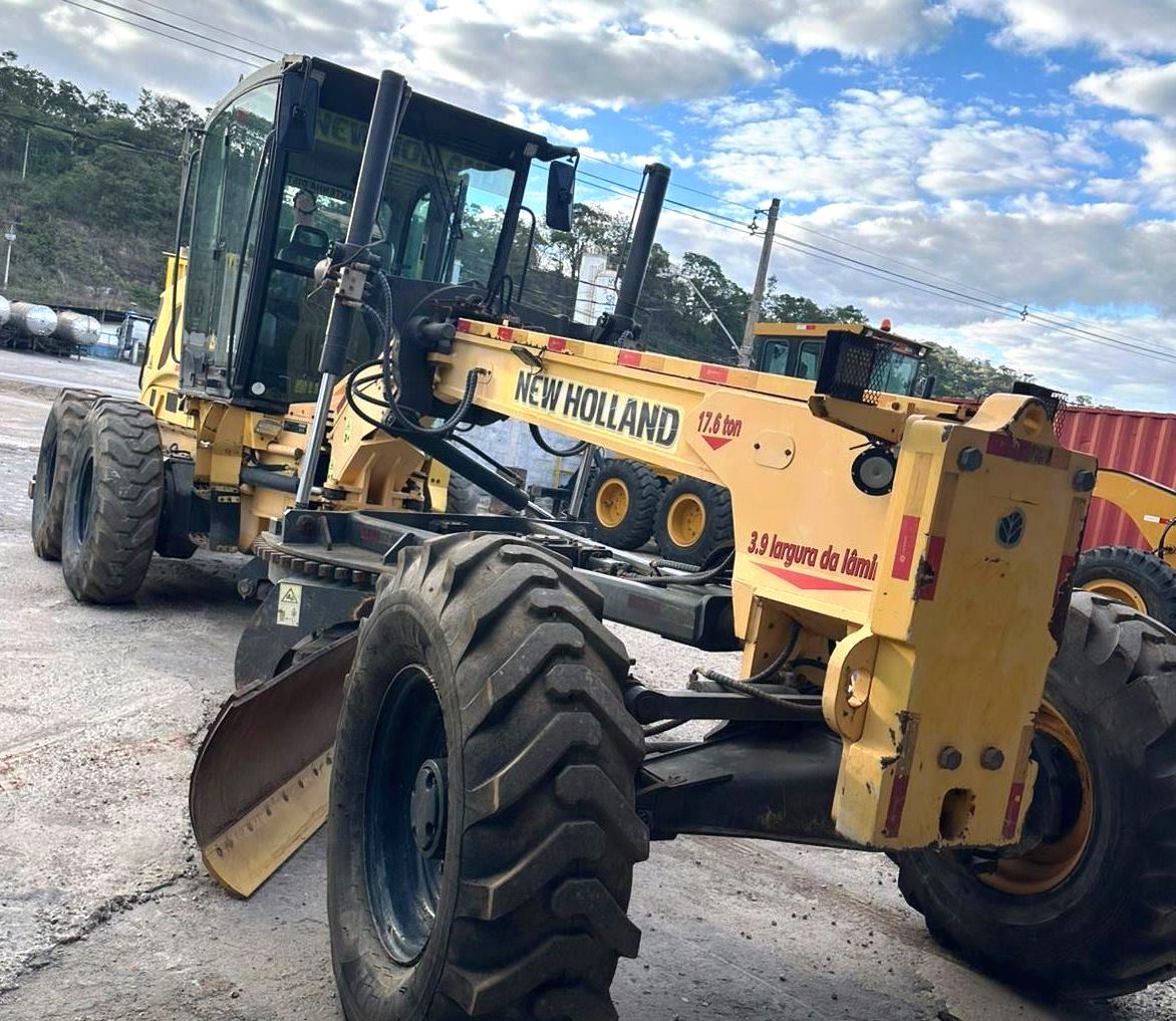 Motoniveladora&nbsp;NEW HOLLAND&nbsp;RG170 - 26A303