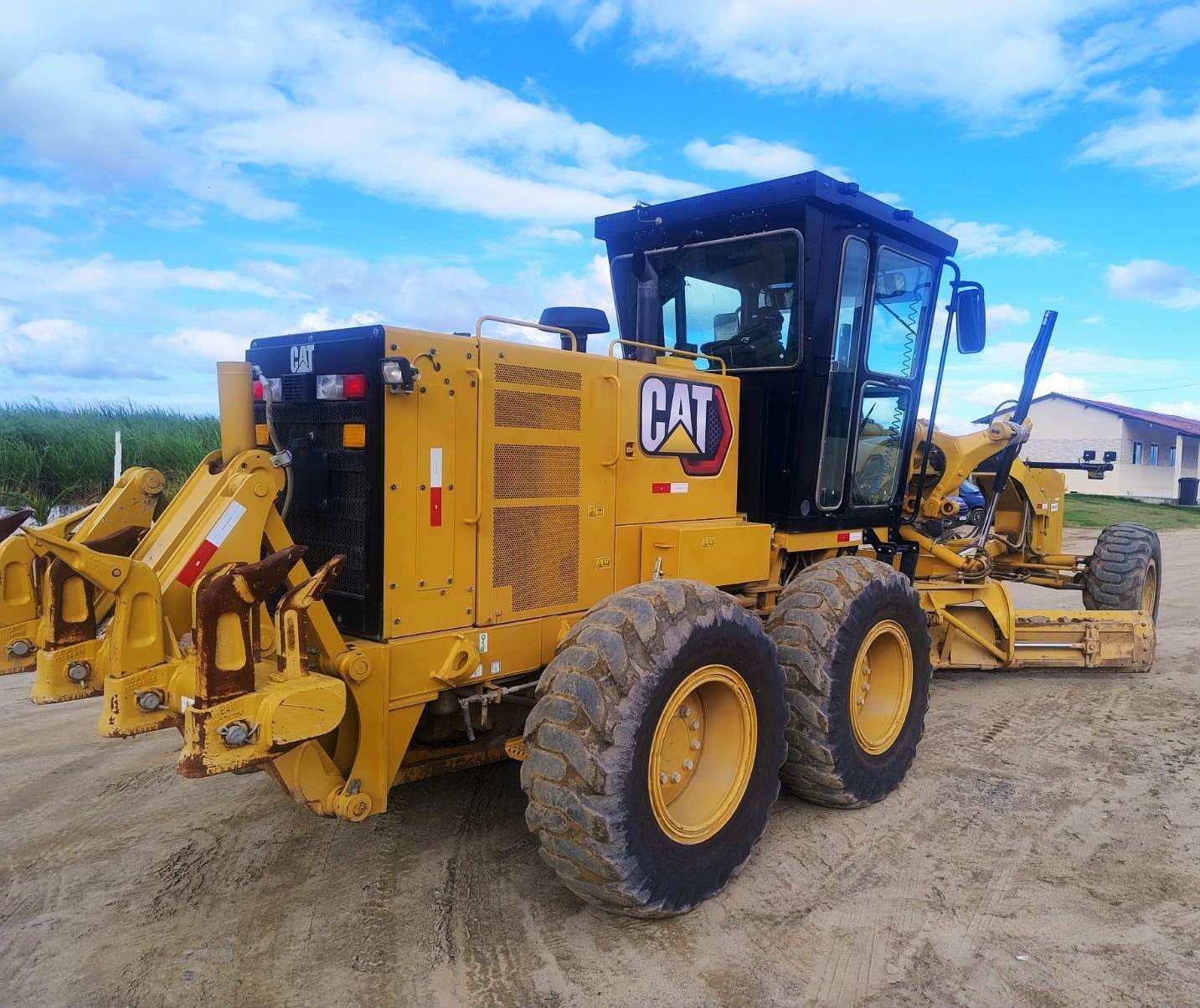 Motoniveladora&nbsp;CATERPILLAR&nbsp;140 - 26A413