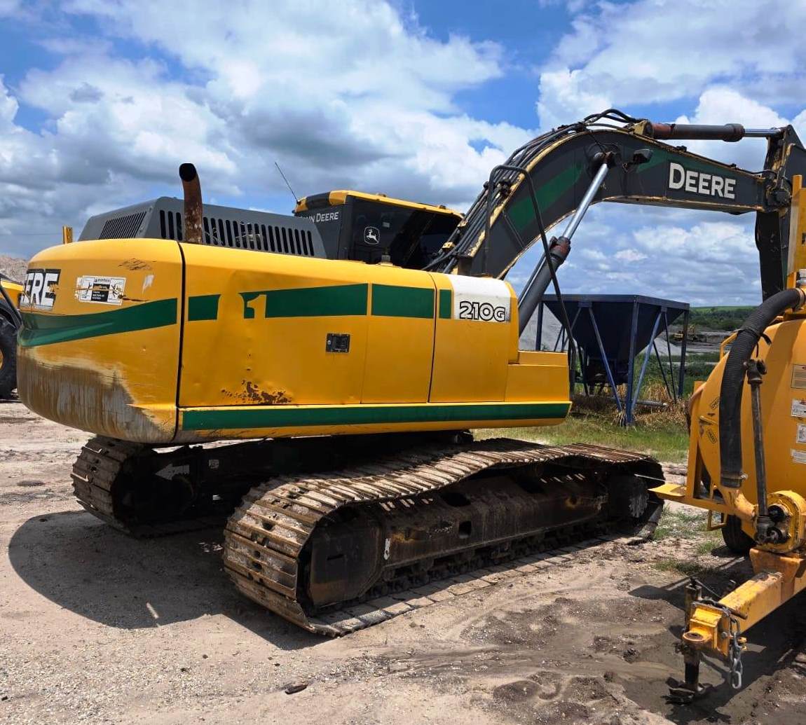 Escavadeira&nbsp;JOHN DEERE&nbsp;210G - 26B108