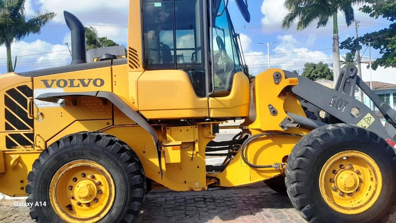 Carregadeira Pneu&nbsp;VOLVO&nbsp;L60 - 26B208