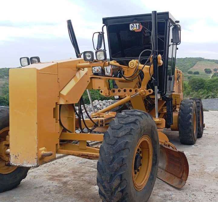 Motoniveladora&nbsp;CATERPILLAR&nbsp;12H - 26B305