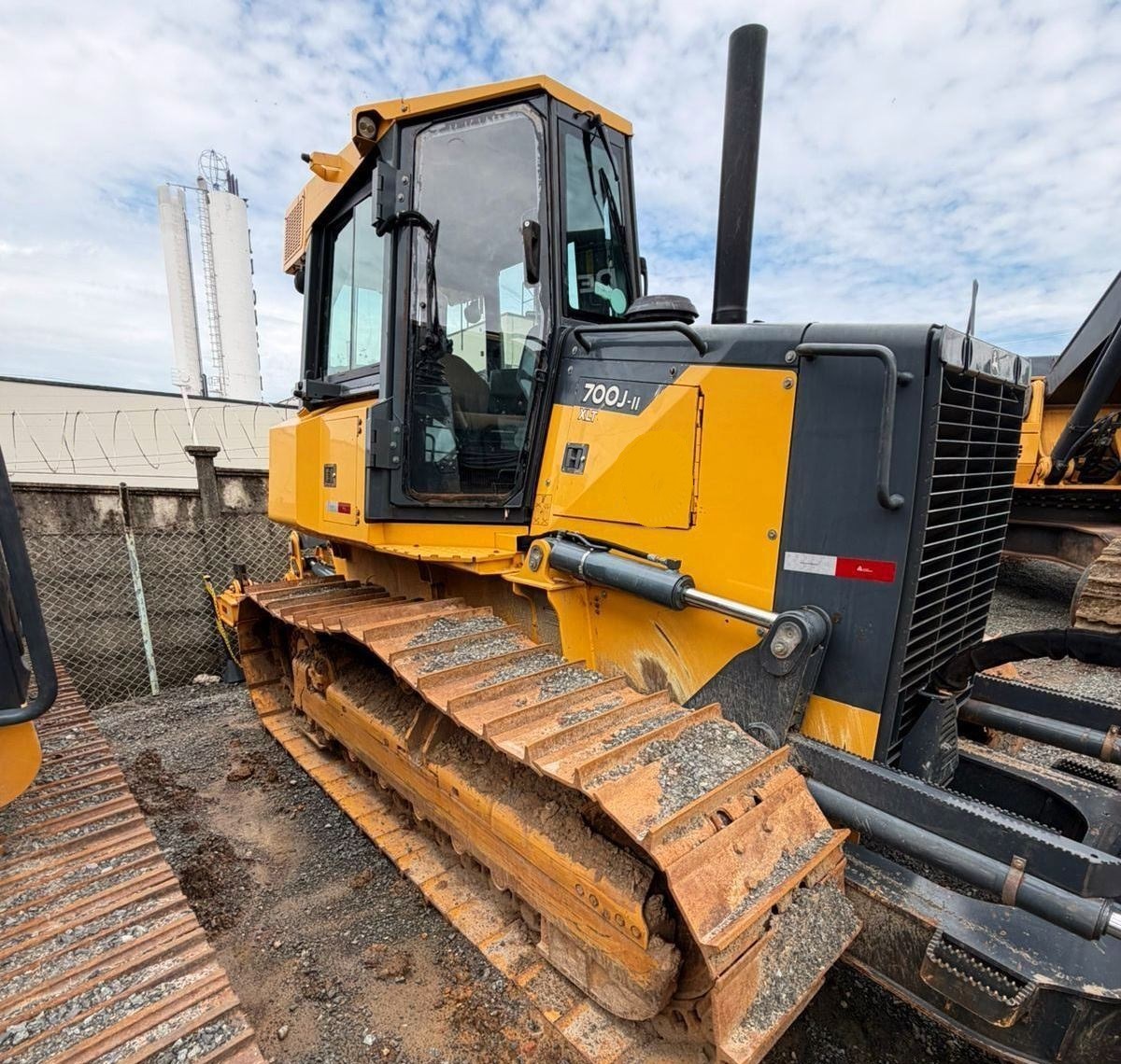 Trator Esteira&nbsp;JOHN DEERE&nbsp;700J - 26B403