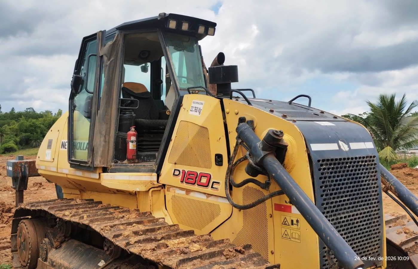 Trator Esteira&nbsp;NEW HOLLAND&nbsp;D180 - 26B404