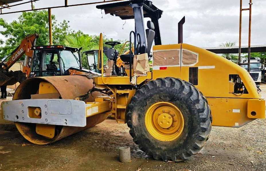 Rolo Compactador&nbsp;CATERPILLAR&nbsp;CS533E - 26C115